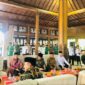 Wabup Tanah Bumbu, HM.Ruzli saat menjemput Menang RI