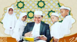 dr. HM. Zairullah Azhar peduli dengan anak yatim
