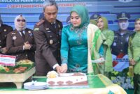 Kejaksaan Negeri (Kajari) Kabupaten Kotabaru menggelar peringatan Hari lahir kejaksaan RI ke 79