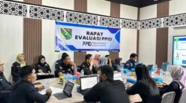 Dinas Kominfosp Tanah Bumbu Gelar Rapat Evaluasi PPID