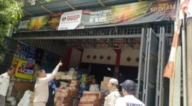 Lalai Pajak! Pemkab Tanbu Turunkan Reklame Perusahan Rokok