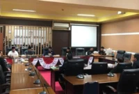 Bahas Penanganan Lingkungan, DPRD Tanah Bumbu Gelar Rapat Gabungan dengan DLH dan Camat