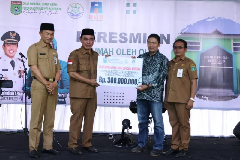 Bupati Zairullah Azhar Resmikan Rumah Oleh-oleh Bersujud Khas Tanah Bumbu