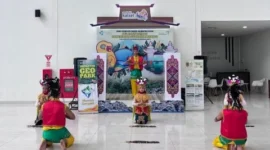 Tanah Bumbu Kembali Isi Tourism Informasi Center di Bandara Syamsuddin Noor