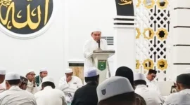 Majelis Lailatul Jumat, Bupati Zairullah: Disini Kita Berdoa dan Saling Mendoakan