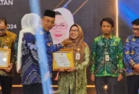 Tanah Bumbu Raih Dua Penghargaan Dukpencapil Kalsel Award 2024
