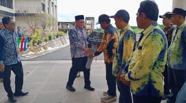 Bupati Kotabaru Berikan Fasilitas Mobil Operasional Untuk Kepala Desa