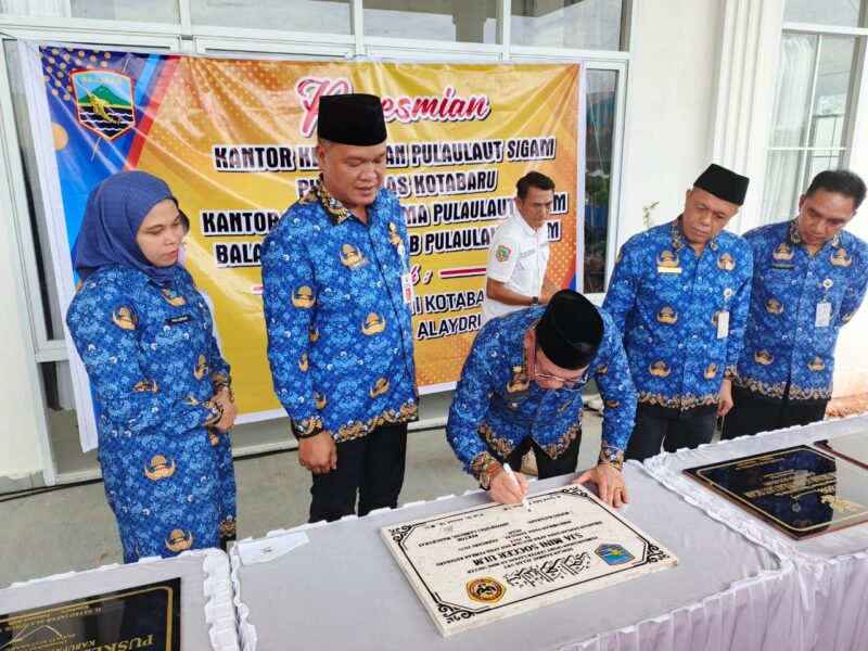 Bupati Kotabaru Resmikan Perkantoran Kecamatan Pulau Laut Sigam