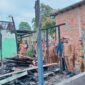 Wakil Bupati Kotabaru Serahkan Bantuan Korban Kebakaran Gunung Mandar