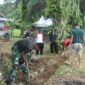 Masyarakat Desa Talusi bersama Satgas TMMD Ke-123 Kodim 1004 Kotabaru Gelar Gotong Royong Pembersihan Lingkungan Mesjid