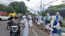 Semarakkan Bulan Ramadhan 1446 Hijrah BKMT Kotabaru berbagi Takjil