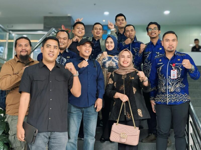 Tingkatkan akses Jaringan Internet, Bupati Kotabaru Kunjungi Kementrian Komdigi