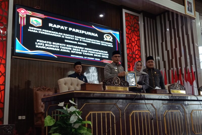 Pidato Bupati Menyampaikan LKPJ Bupati Tahun 2024 dan Rancangan Awal RPJMD Tahun 2025-2029