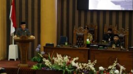 Bupati Tanah Bumbu sampaikan Jawaban Pandangan Umum DPRD