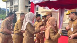 Pimpin Apel sekaligus Halal Bi Halal, Bupati Ingatkan ASN Disiplin Kerja