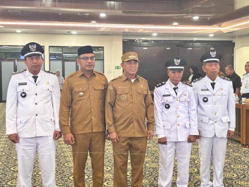 Bupati Kotabaru Lantik Tiga Kepala Desa Pengganti Antar Waktu