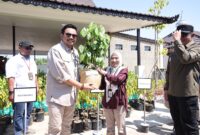 Tanah Bumbu Terima 500 Bibit Tanaman dari Kemenhut RI untuk Ketahanan Pangan