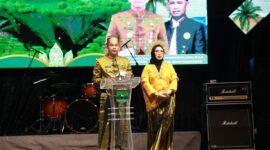 Pesona Budaya Mappanre Ri Tasi’e dan Expo Tanah Bumbu 2025 Resmi Dibuka, Bupati Tanbu: Cermin Kearifan Lokal Masyarakat Pesisir