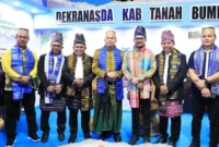 Wakil Ketua I DPRD Tanah Bumbu Hadiri Pembukaan Pesona Budaya Mappanre Ri Tasi’e dan Expo Tanah Bumbu 2025