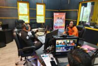 BPBD Kotabaru Edukasi Masyarakat Melalui Podcast Radio Gema Saijaan