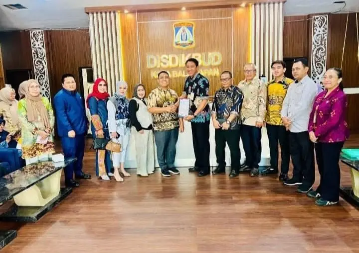 Komisi I DPRD Tanah Bumbu Kunjungi Kota Balikpapan untuk Pelajari Digitalisasi Pendidikan