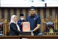 DPRD Tanah Bumbu Terima Dua Raperda dari Pemkab untuk Dibahas Bersama