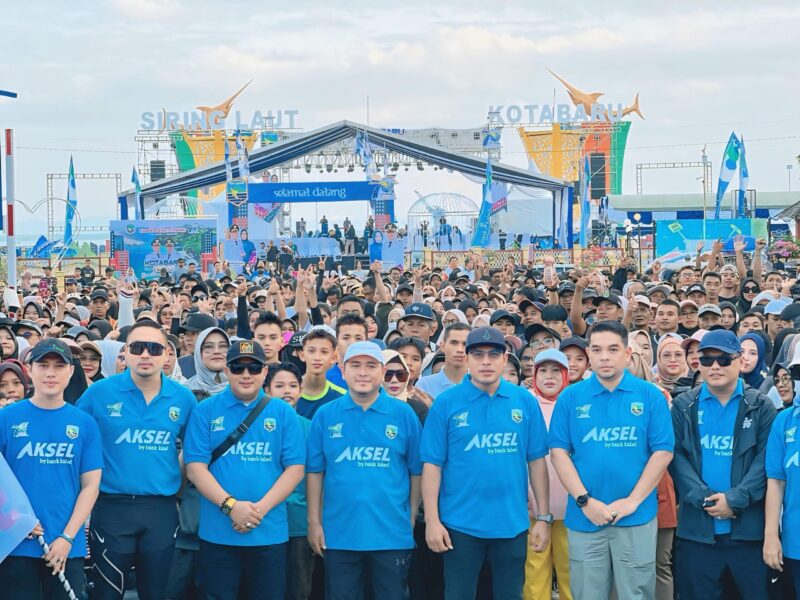 Meriahkan HUT ke-75, Pemkab Kotabaru dan Bank Kalsel Gelar Fun Walk Kotabaru Hebat