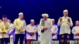 Kotabaru Bershalawat: Ribuan Warga Hadiri Tabligh Akbar Peringatan Hari Jadi ke-75