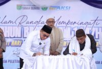BerAKSI untuk Pendidikan: Bupati Andi Rudi Latif Teken MoU Beasiswa Santri di Ponpes Al-Istiqamah Tanbu