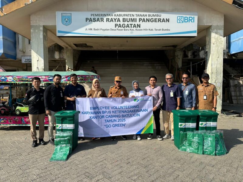 BPJS Ketenagakerjaan Batulicin Ajak Warga Kurangi Sampah Plastik Lewat Program Go Green
