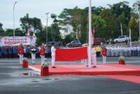 Paskibraka Kotabaru Tampil Penuh Semangat di Upacara Penurunan Bendera HUT ke-80 RI