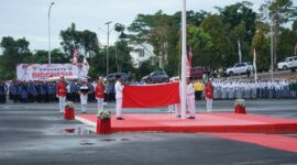 Paskibraka Kotabaru Tampil Penuh Semangat di Upacara Penurunan Bendera HUT ke-80 RI