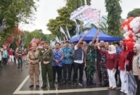 Karnaval HUT RI ke-80 di Kotabaru: Paduan Nostalgia Tempo Dulu dan Kreativitas Generasi Muda