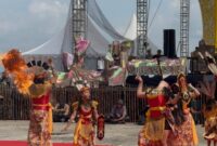Pemkab Kotabaru Gelar Pawai Budaya dan Atraksi Seni Budaya Rangkaian FBS 2025