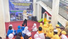 Anak-anak TK Antusias Ikuti Cerita “Senangnya Menolong” Bersama Kak Yanti
