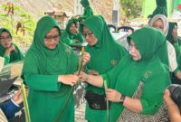 Kodim 1004 Kotabaru Gelar Pelatihan Anyaman Pandan Laut, Dorong Kreatifitas Anggota Persit Kartika Chandra Kirana