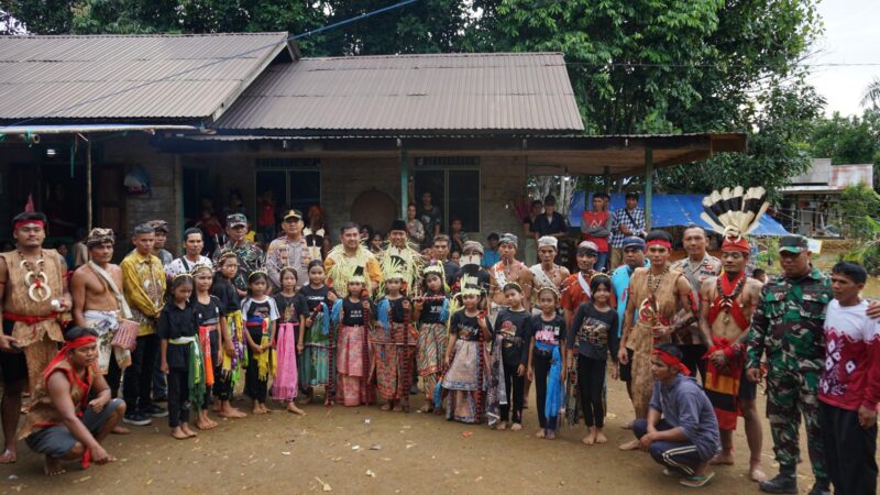 Bawanang Laburan: Pemkab Kotabaru dan Masyarakat Dayak Bersatu Lestarikan Tradisi