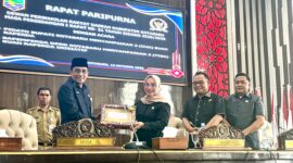 Rapat Paripurna DPRD, Pemkab. Kotabaru Sampaikan Dua Buah Raperda