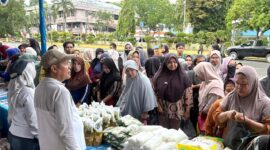 Rayakan Hari Pangan Sedunia, Pemkab Kotabaru Gelar Gerakan Pangan Murah Diserbu Warga
