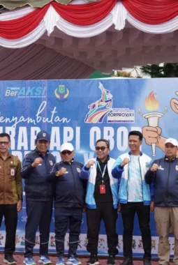 Semarak Tanah Bumbu Sambut Kirab Obor PORPROV Kalsel XII