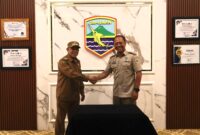 Bupati Kotabaru Serahkan Mobil Operasional Penunjang Kegiatan Kantor Pertanahan Kotabaru