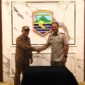 Bupati Kotabaru Serahkan Mobil Operasional Penunjang Kegiatan Kantor Pertanahan Kotabaru