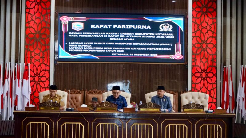 Sinergi Eksekutif–Legislatif, Pemkab Kotabaru Ikuti Paripurna DPRD Bahas Empat Raperda