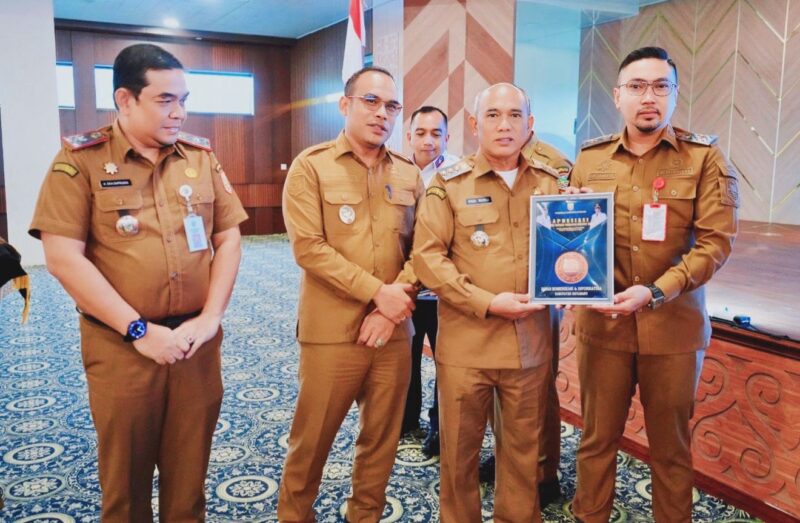 Mengawali Tahun 2026, Pemkab Kotabaru Ganjar SKPD Berkinerja Terbaik 2025