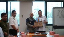 Dorong Pengelolaan Sampah Modern, Bupati Kotabaru Audiensi Program LSDP ke Kemendagri