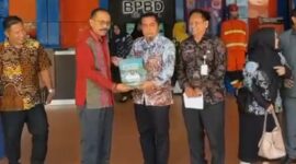Perkuat Mitigasi Bencana Pesisir, Komisi III DPRD Tanah Bumbu Sinkronkan Data dengan BPBD Kalsel