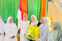 Dharma Wanita Persatuan Kotabaru Gelar Pertemuan Rutin, Berbagi Bansos dan Buka Puasa Bersama