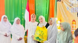 Dharma Wanita Persatuan Kotabaru Gelar Pertemuan Rutin, Berbagi Bansos dan Buka Puasa Bersama