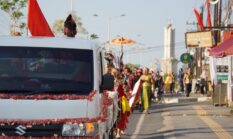 Kenakan Busana Adat Nusantara, Penerima Manfaat PRSPDNF Fajar Harapan Ikuti Jalan Santai Kemerdekaan