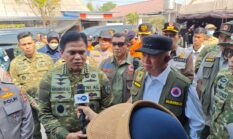 Tinjau Karhutla Kalsel, KSAL Muhammad Ali Apresiasi Sinergi Seluruh Aparat